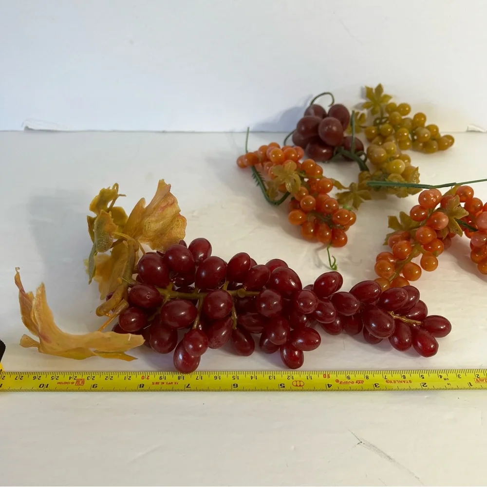 Vintage Plastic and Rubber Grape Bunches Fruit Bowls Decor Arts and Crafts